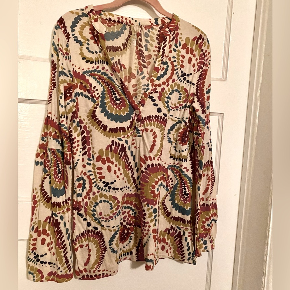 Mossimo Long Bell Sleeve Patterned Top Size Medium